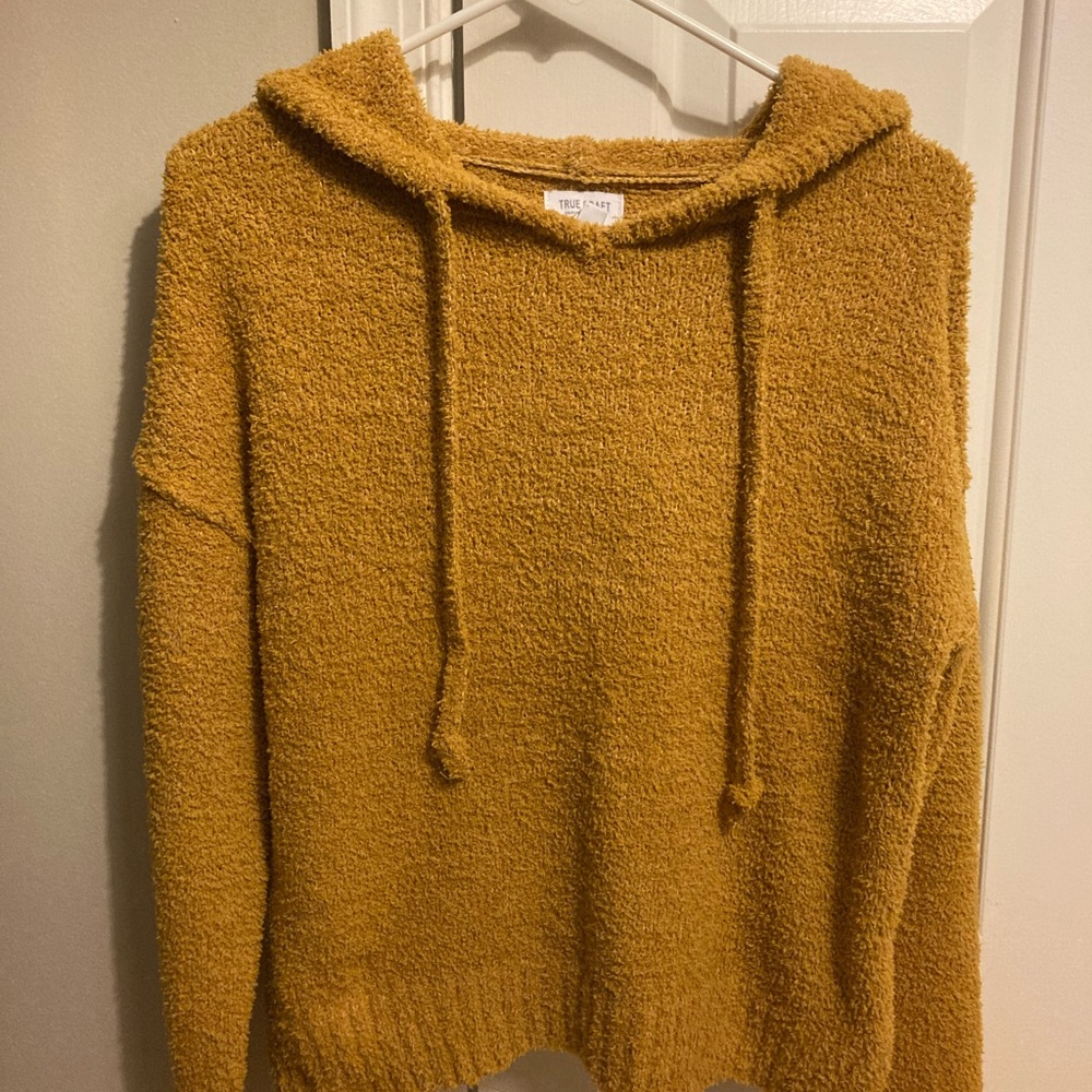 True Craft Mustard Yellow Pull Over Sweater